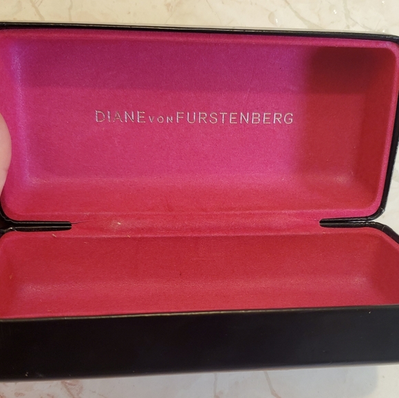 DVF Sunglasses Case - Picture 2 of 7